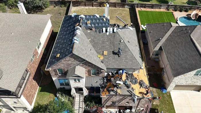 Elite Roofing LLC Picture 1