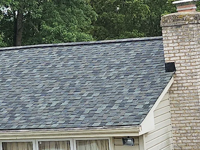 Burns Builders Roofing Picture 3