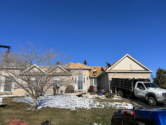 Burns Builders Roofing Picture 1