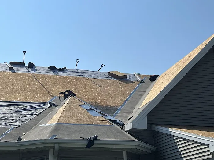 Burns Builders Roofing Picture 4