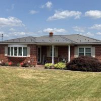 Clugstons Roofing LLC. ico