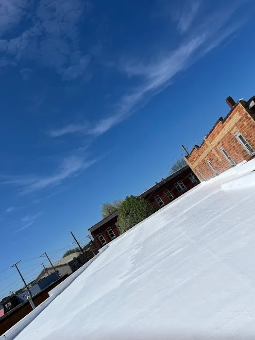 L&L Roofing Systems Picture 4