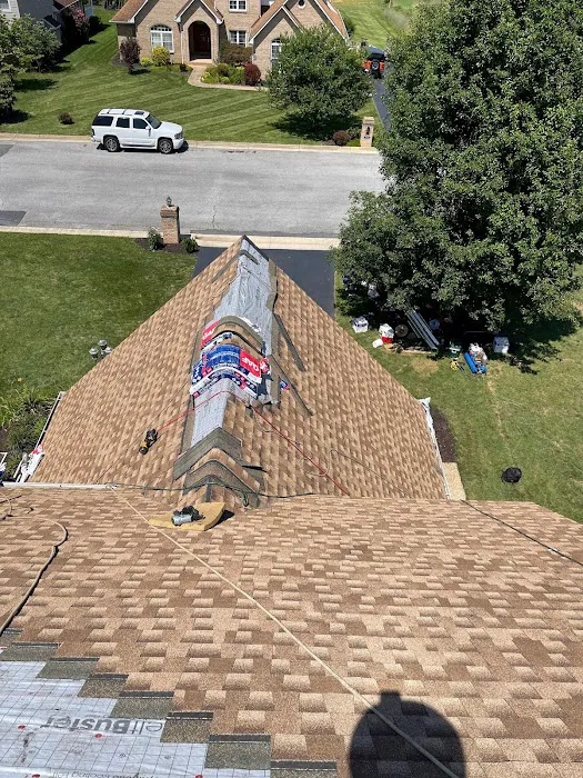 A&C Roofing Contracting LLC Picture 1