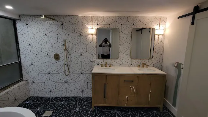 A&C Roofing Contracting LLC Picture 9