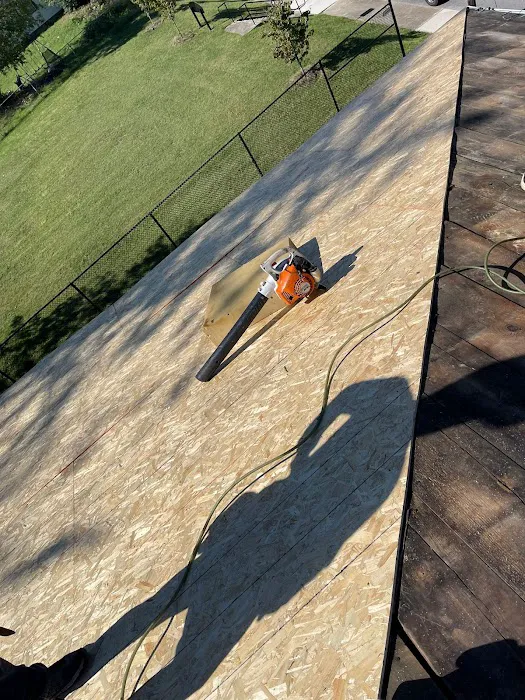 A&C Roofing Contracting LLC Picture 10