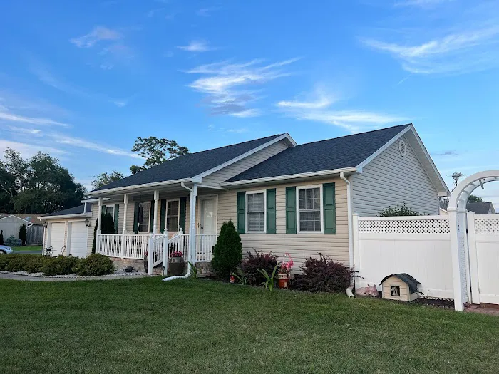 Highest Roofing & Exteriors Picture 1