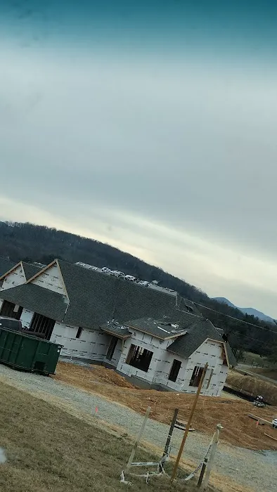 DYNAMIC ROOFING LLC Picture 5