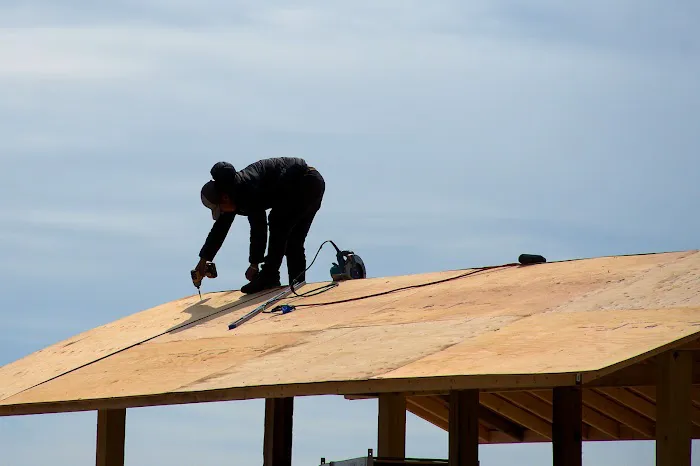 TLC Roofing LLC Picture 8