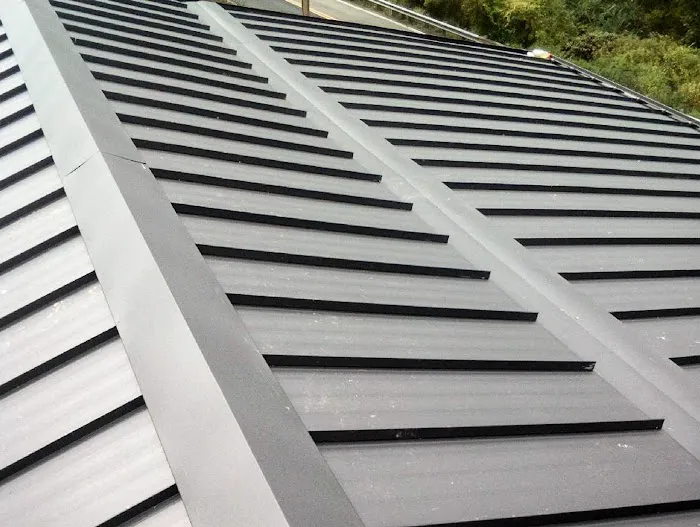 A to Z Roofing (Metal and Shingle) Picture 1