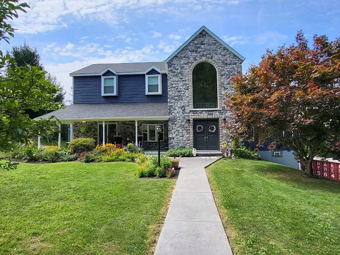 Planet Roof Picture 4