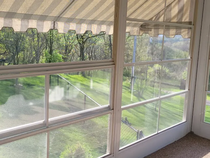 Safe & Sound Roofing Picture 1