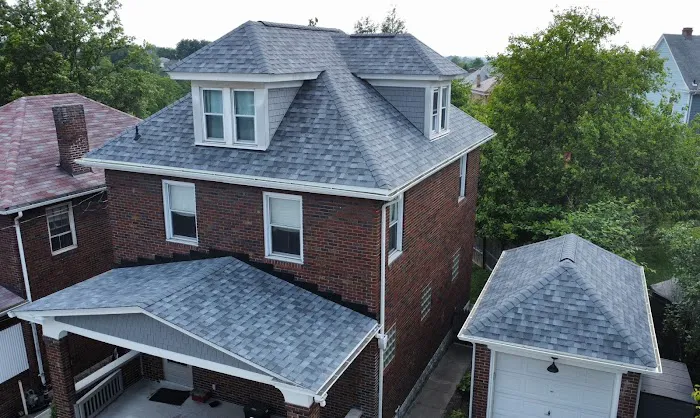 Apolinar Roofing Picture 1