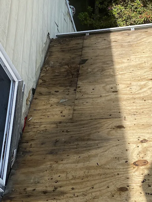 J an I roofing Picture 4