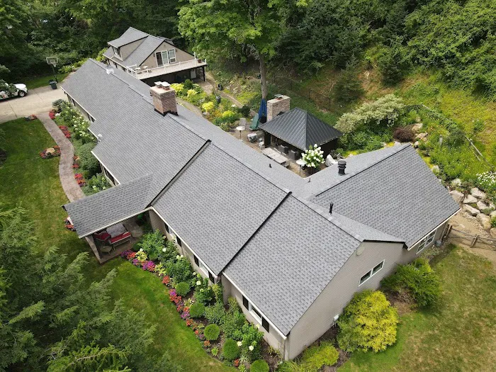 Resnick Roofing & Contracting Picture 1