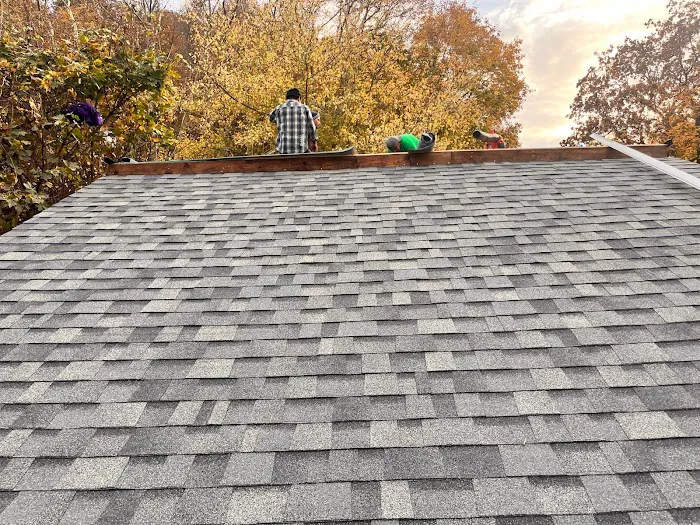 MVM Roofing LLC Picture 4