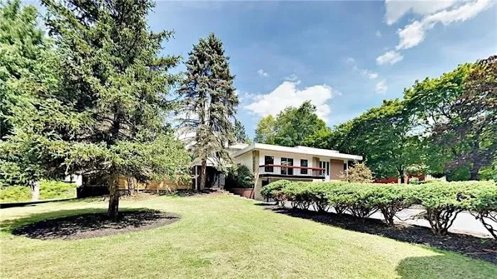 MAT Roofing (formerly M.A. Thompson Roofing) Picture 4