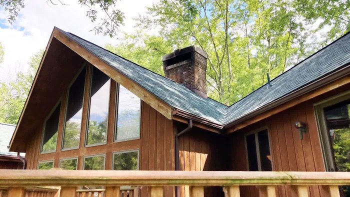 Oaks Roofing & Siding Picture 9