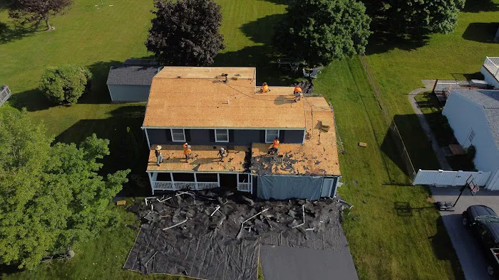 Oaks Roofing & Siding Picture 7