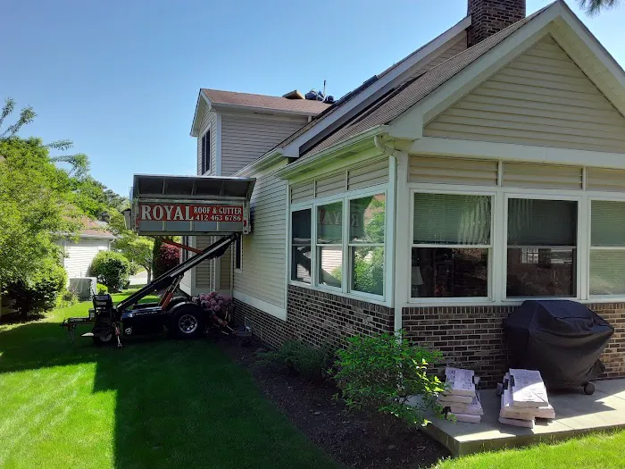 Royal Roof & Gutter, LLC. Picture 4