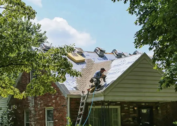 R&B Roofing and Remodeling Picture 7