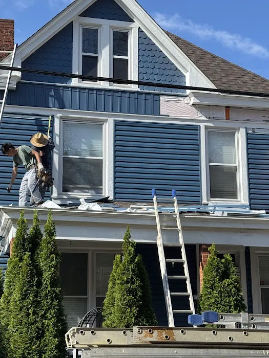 R&B Roofing and Remodeling Picture 2