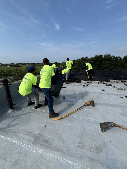 Flashing Emergency Roofers Picture 1