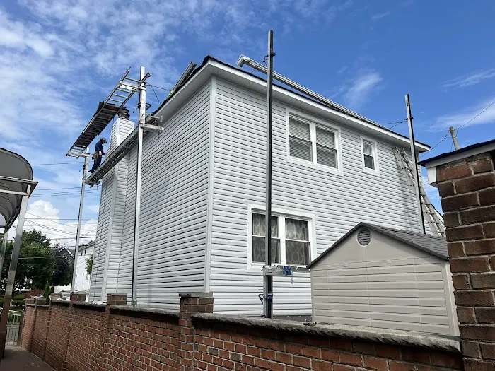 VEVA Roofing and Construction Picture 2