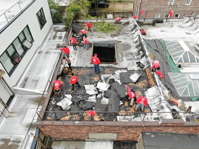 Royal Roofing & Siding NYC Picture 2