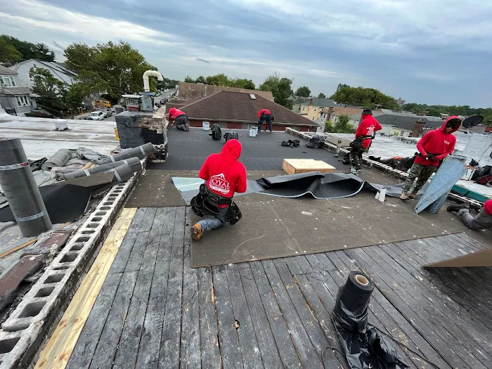 Royal Roofing & Siding NYC Picture 10