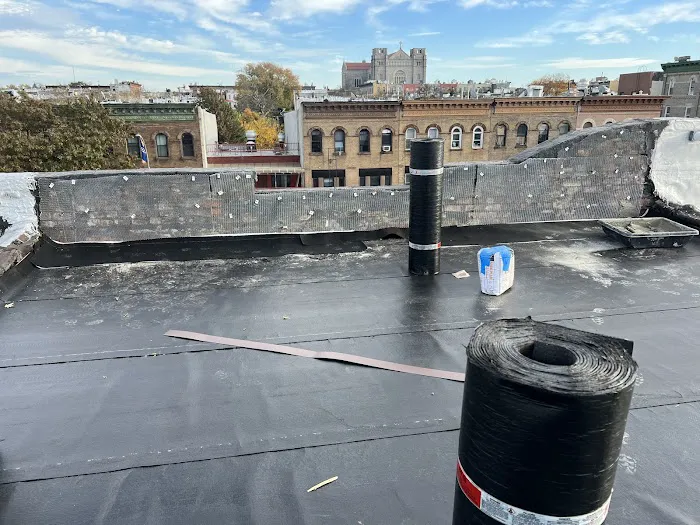 Lema's Roofing & Siding Corp. Picture 4