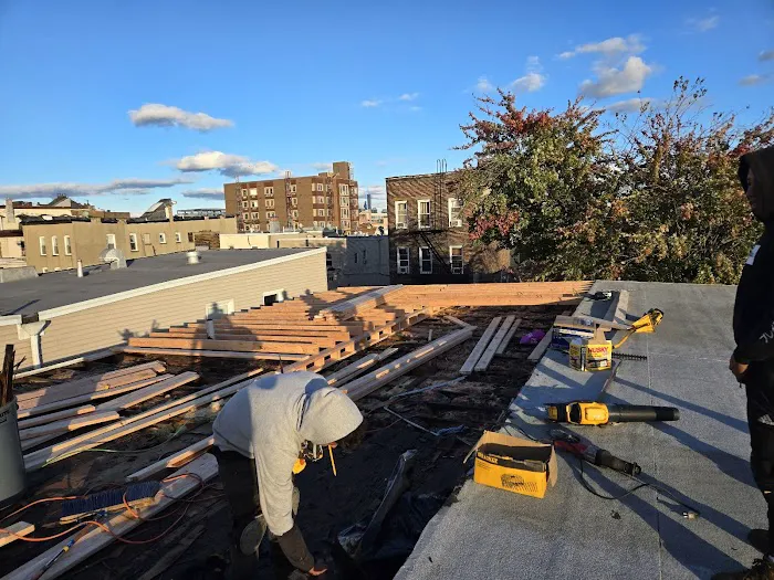 Superior Roofing Pros Picture 5