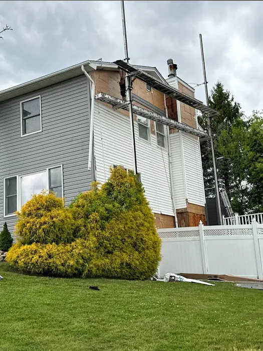 HomeRun Roofing & Siding Brooklyn Picture 1