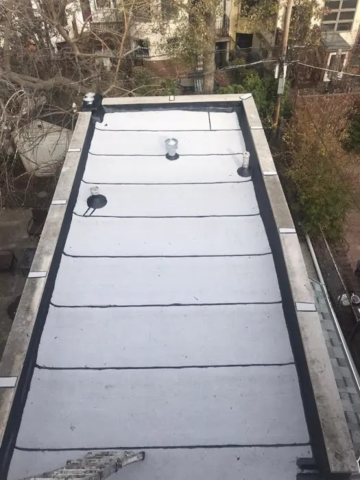 Rocco's All Type Roofing Picture 4