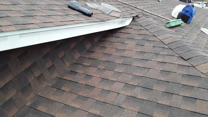 Rocco's All Type Roofing Picture 5