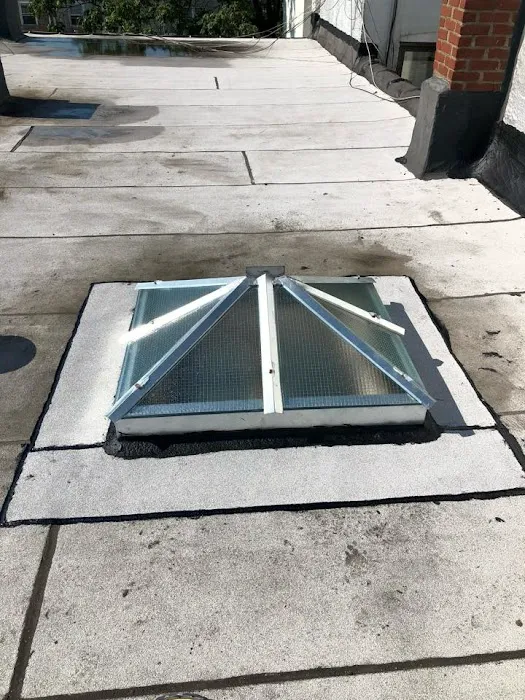 Rocco's All Type Roofing Picture 10