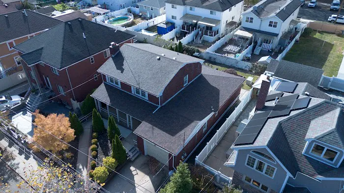 Maspeth Contracting Corp. dba Maspeth Roofing & Siding Picture 10