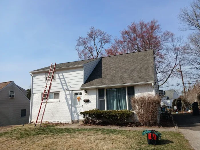 Roof Solutions Enterprise LLC Picture 5