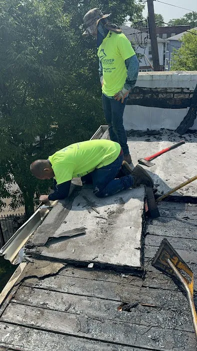 Lucy Roofing. Picture 4