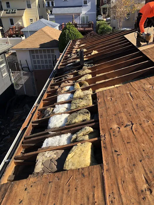 Luigi's Roofing Picture 4