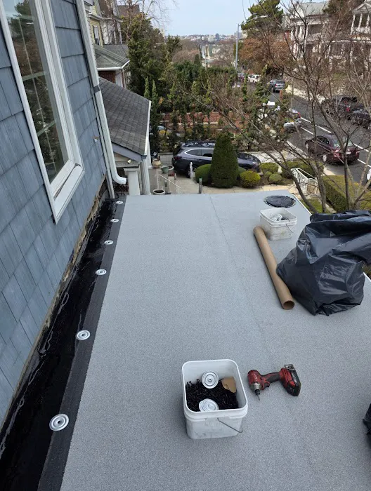 Roof ON - NYC Roofing & Waterproofing Experts Picture 2