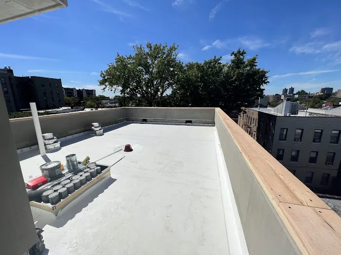 Staten Island Exteriors Picture 4