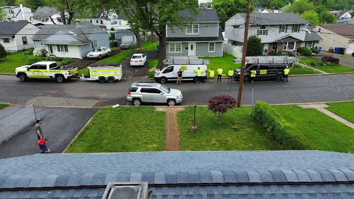 KNA Roofing Picture 1