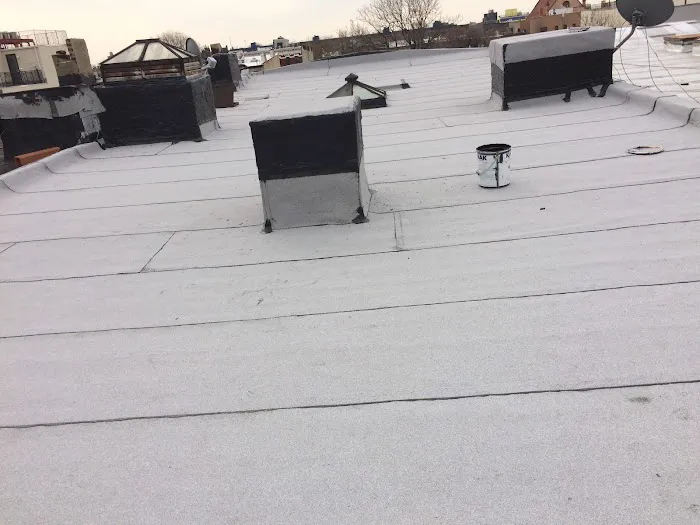 KING CITY Construction & Roofing Picture 9