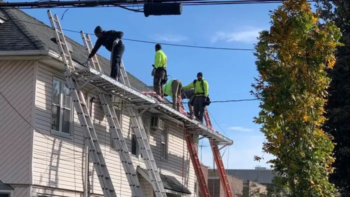 Royal Roofing & Siding Brooklyn Picture 2