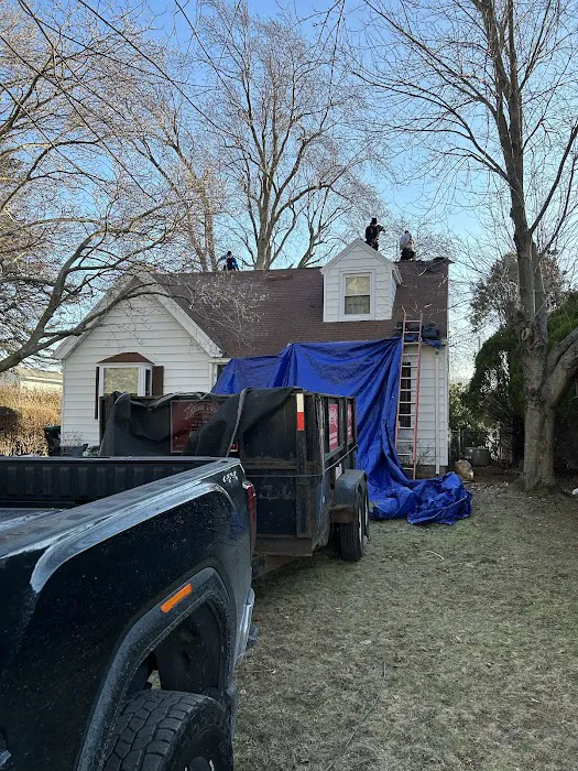 CALCO ROOFING / SEAMLESS GUTTERS Picture 7