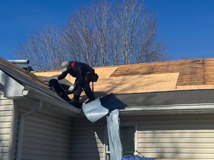 Four Brothers Roofing LLP Picture 1