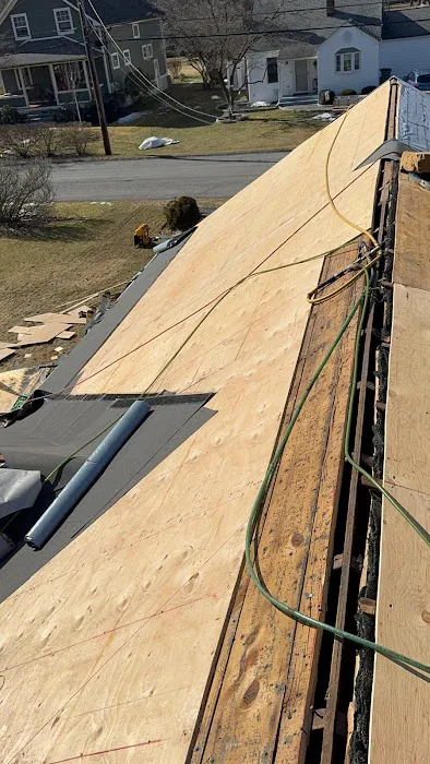 Four Brothers Roofing LLP Picture 7