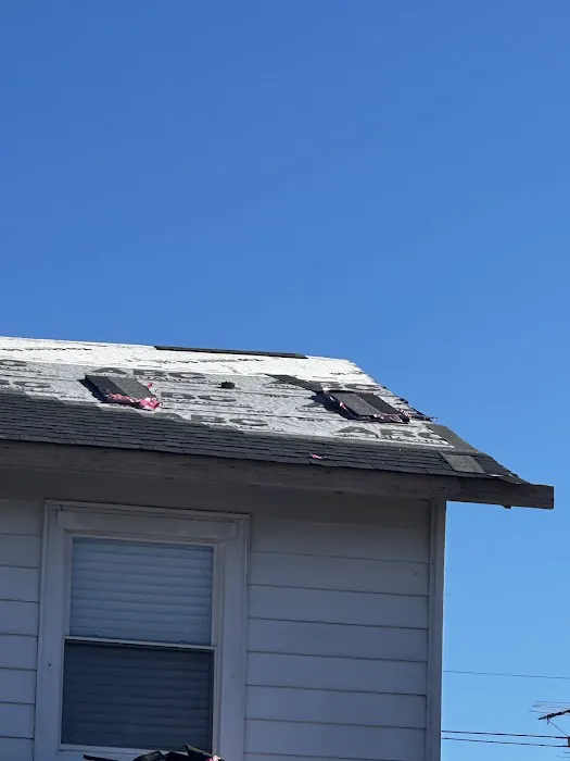 H. Recinos Roofing Contractors Picture 2