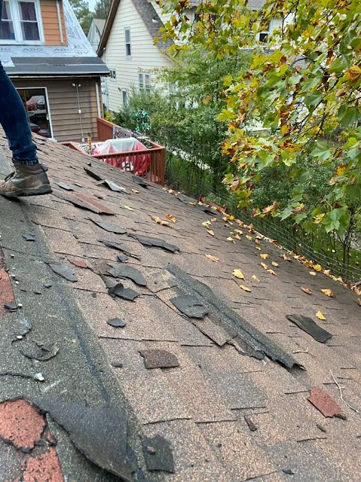 Pro Roofers GC Picture 2