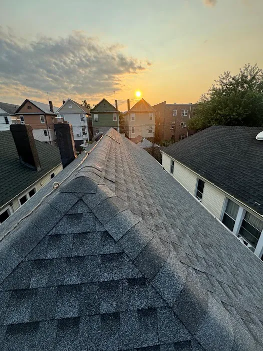 Everlast Roofing & Gutters Picture 6